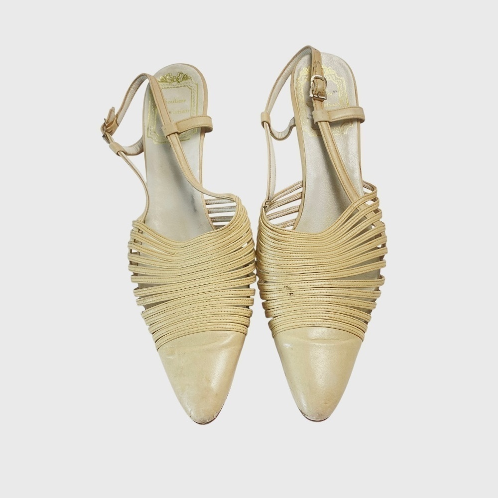CHRISTIAN DIOR Vintage Soluliers 70’s Scarpins Leather in Beige Size 6